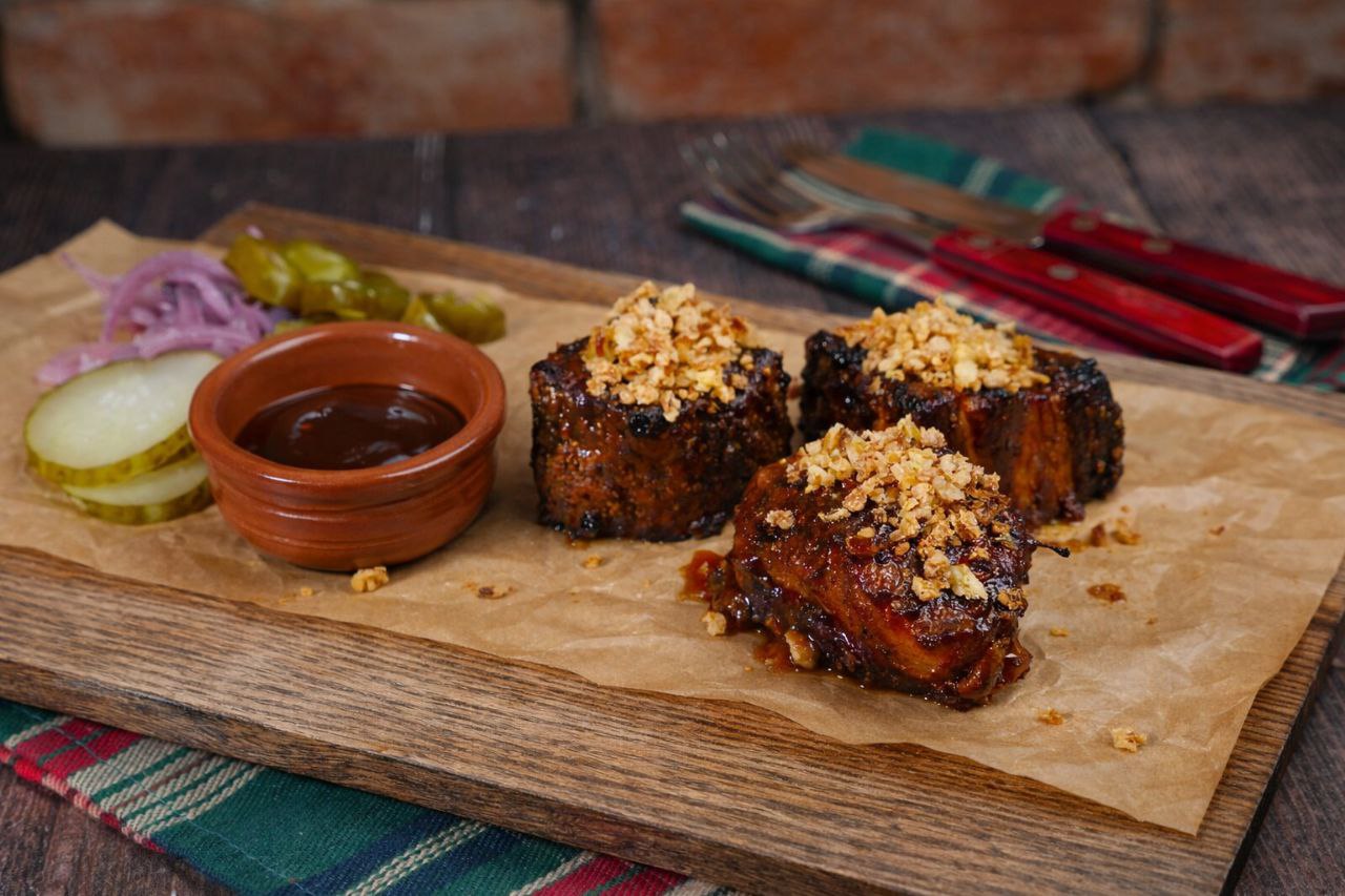 Шпажка шашлычка Свинки Грю